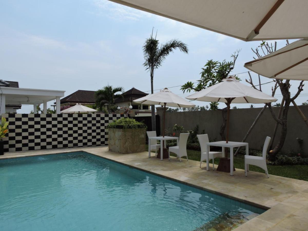 Kartika Villas Lovina Exterior foto