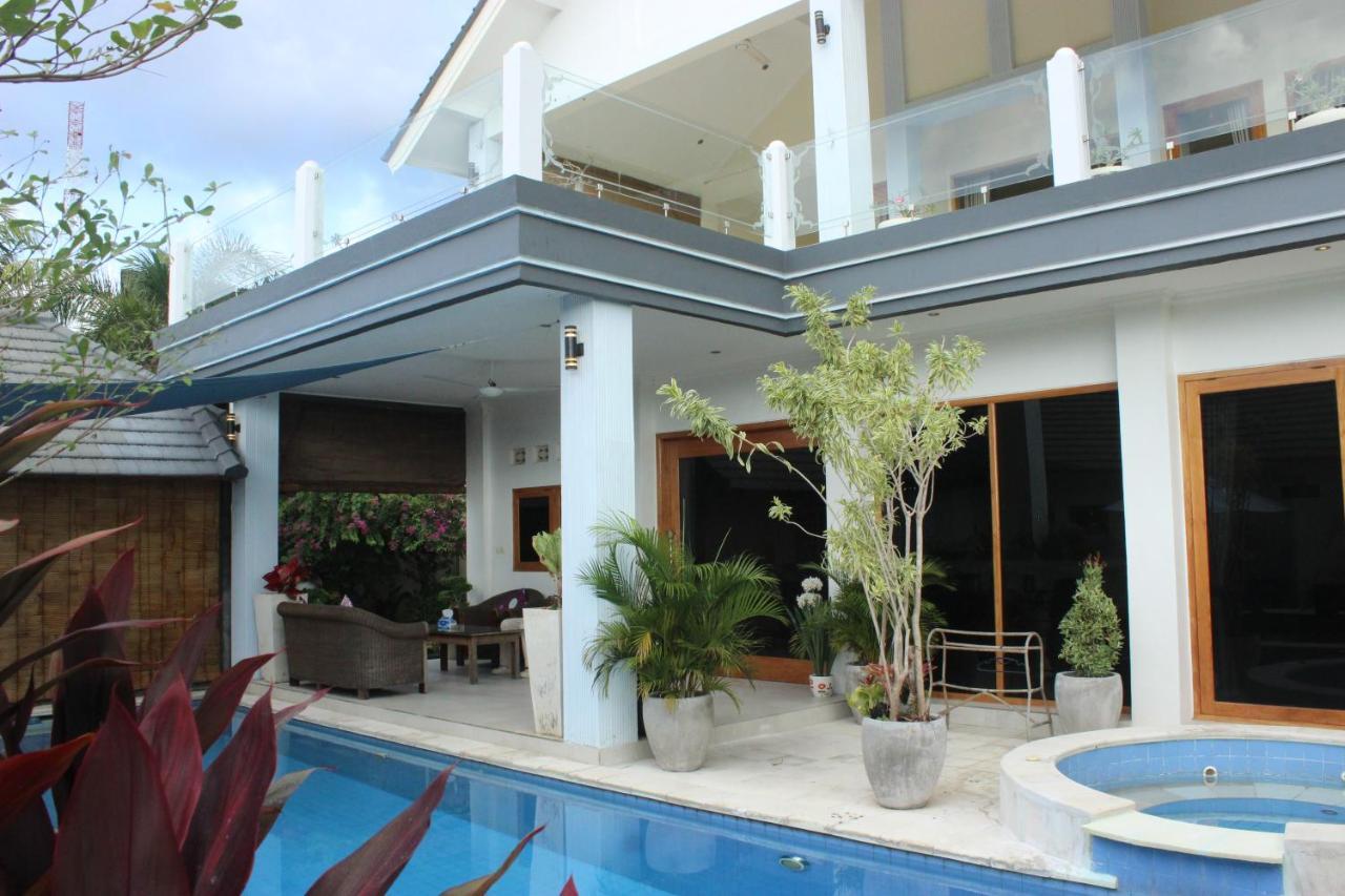 Kartika Villas Lovina Exterior foto