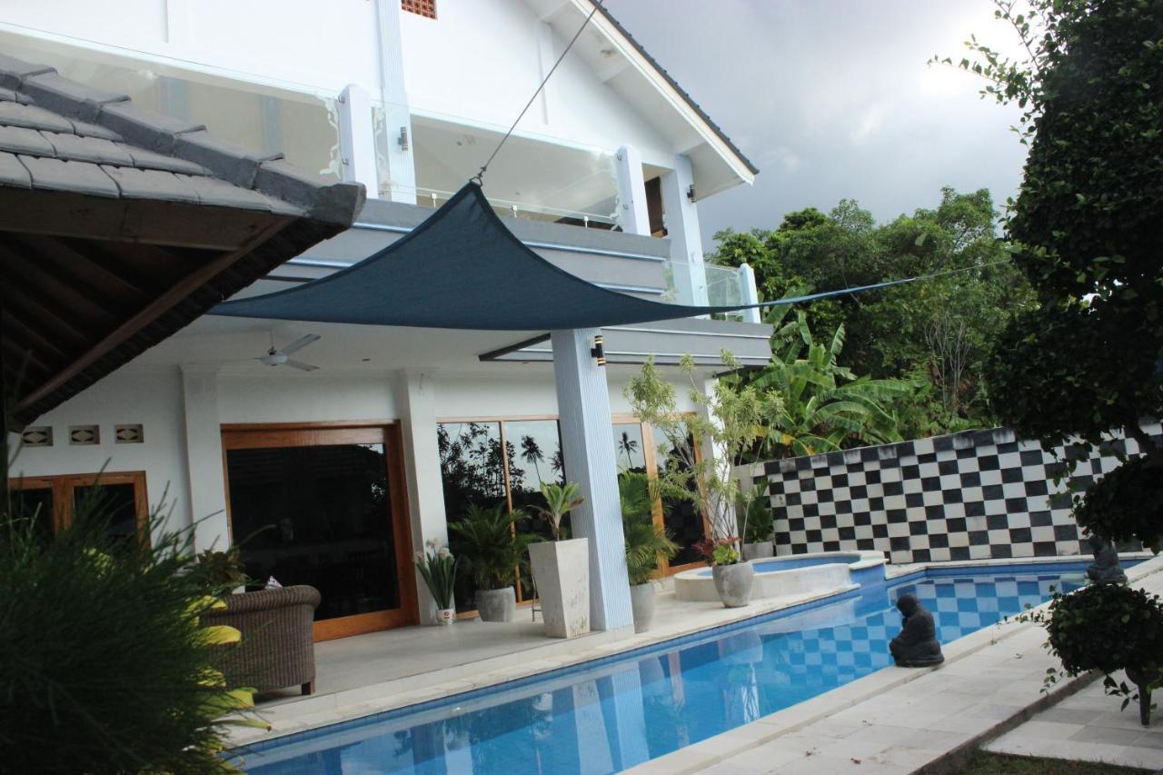 Kartika Villas Lovina Exterior foto