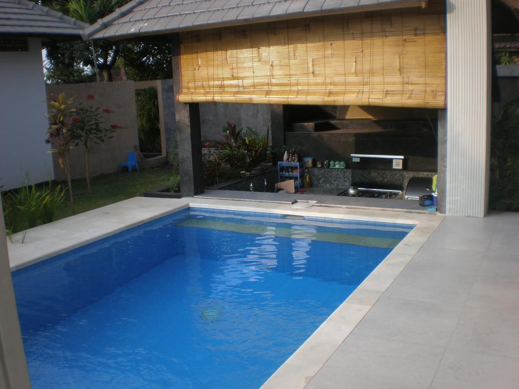 Kartika Villas Lovina Habitación foto